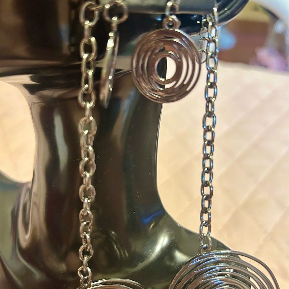 NWT Black Spiral Statement Necklace - Picture 11 of 16